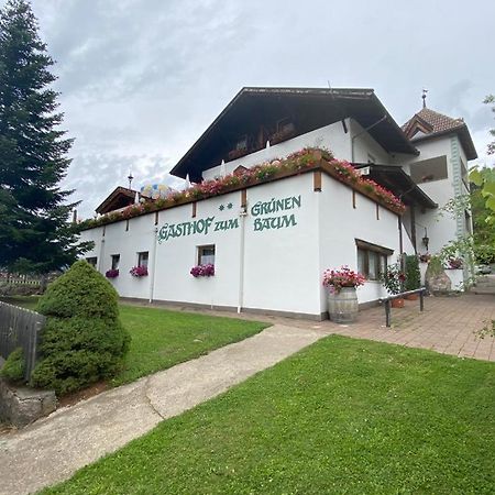 Gasthof Zum Gruenen Baum Verano Eksteriør bilde